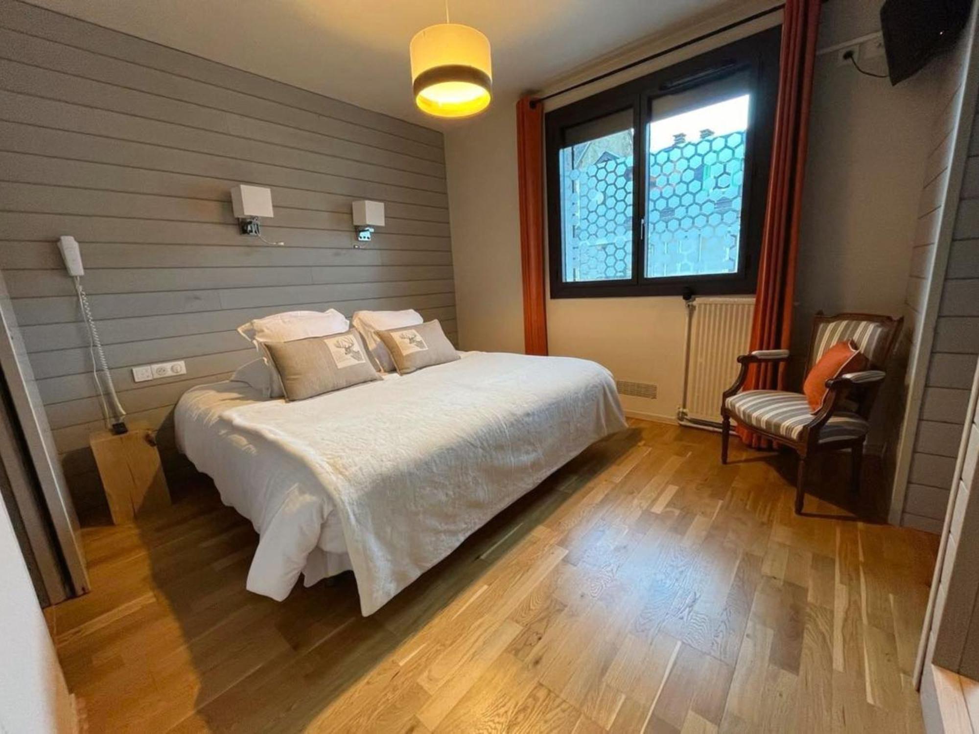 Hotel La Rencluse Saint-Mamet Ngoại thất bức ảnh