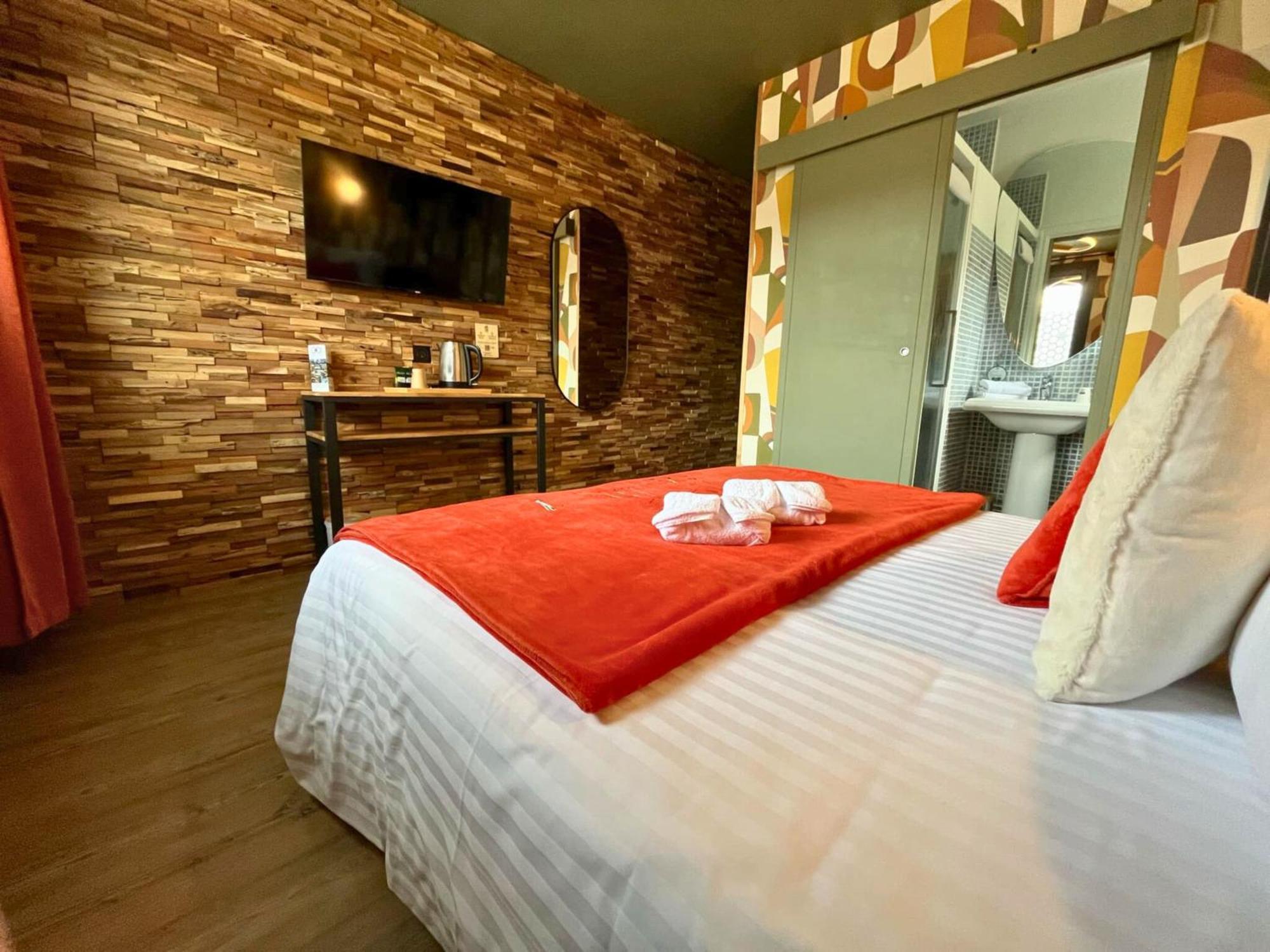 Hotel La Rencluse Saint-Mamet Ngoại thất bức ảnh