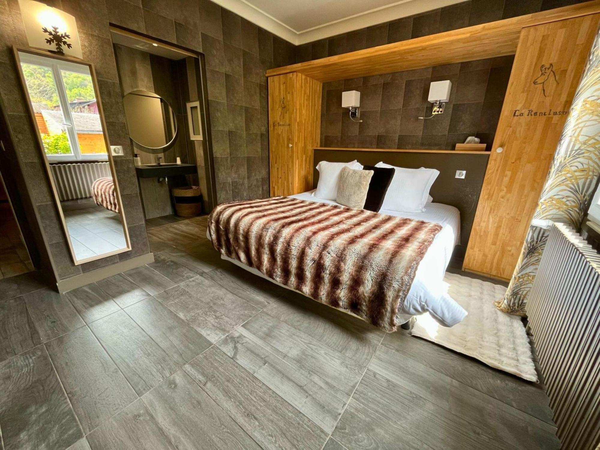 Hotel La Rencluse Saint-Mamet Ngoại thất bức ảnh